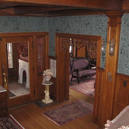 The Brumder Mansion Milwaukee Bagian luar foto